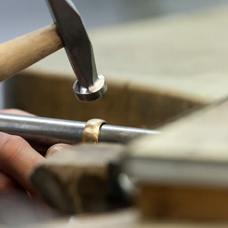 Juwelier Hörl in Augsburg - Goldschmiedehandwerk